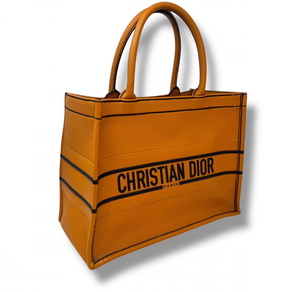 DIOR BOOK TOTE MEDIA