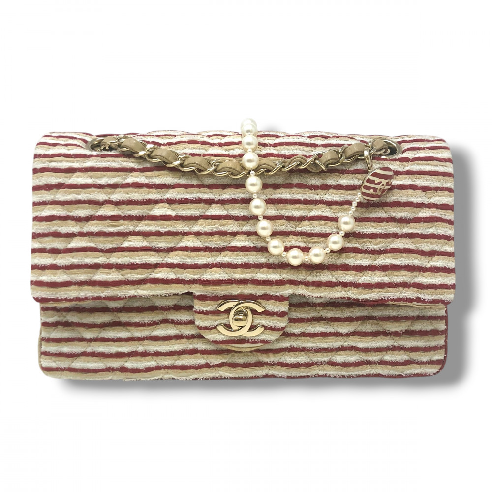 CHANEL CLASSIC FLAP COCO...