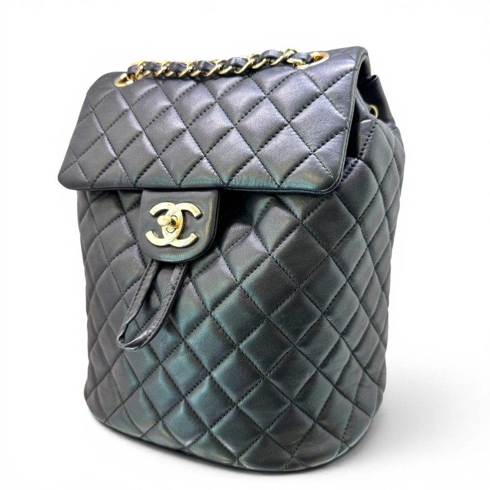 CHANEL ZAINO URBAN SPIRIT NERO