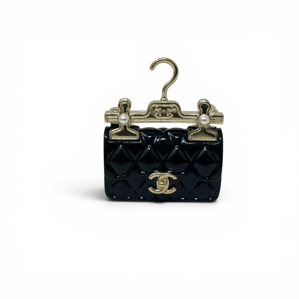 CHANEL SPILLA BAG