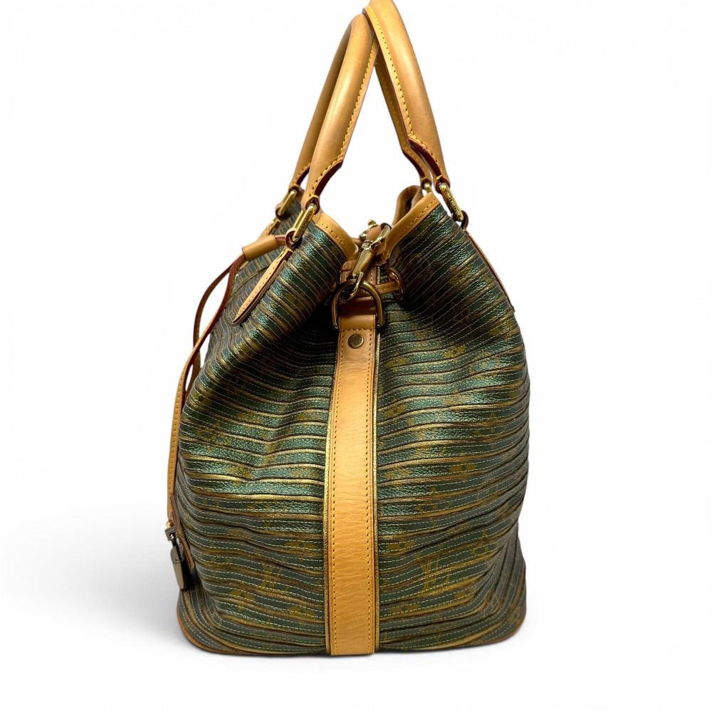 LOUIS VUITTON NEO EDEN